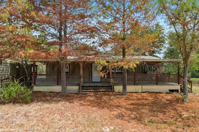 664 Hidden Oaks Drive, Elgin, TX 78621 - Photo 13