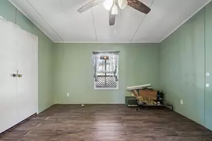 664 Hidden Oaks Dr, Elgin, TX 78621 - Photo 29