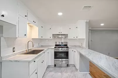 210 Highcrest Drive, Granite Shoals, TX 78654 - Photo 3