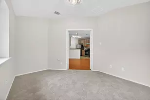 1310 W Parmer Ln, Austin, TX 78727 - Photo 25