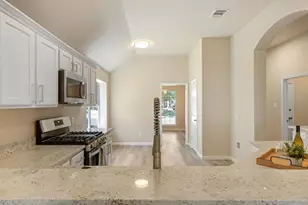 310 Spring Dr, Kyle, TX 78640 - Photo 15