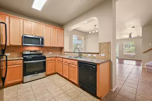 9201 Brodie Ln, Austin, TX 78748 - Photo 9
