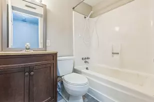 20600 Bonanza St, Lago Vista, TX 78645 - Photo 11