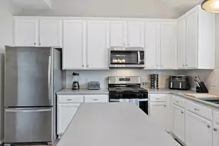 11306 Avering Ln, Austin, TX 78754 - Photo 3