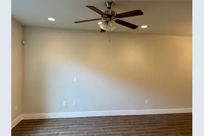 7403 Pantherpaw Street, Austin, TX 78757 - Photo 3