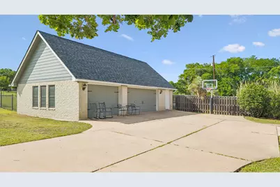 205 Morningside Circle, Hutto, TX 78634 - Photo 37
