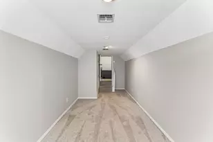 205 Morningside Cir, Hutto, TX 78634 - Photo 27