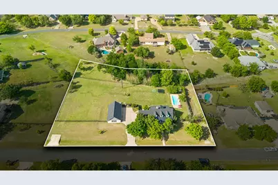 205 Morningside Circle, Hutto, TX 78634 - Photo 1
