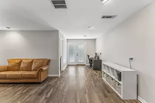 205 Morningside Cir, Hutto, TX 78634 - Photo 17