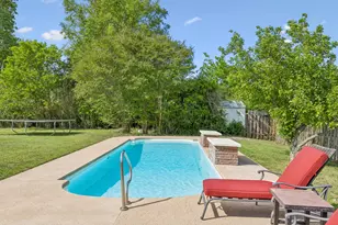 205 Morningside Cir, Hutto, TX 78634 - Photo 35