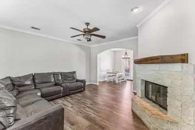 205 Morningside Circle, Hutto, TX 78634 - Photo 7