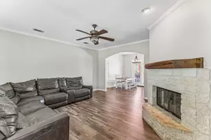 205 Morningside Cir, Hutto, TX 78634 - Photo 7