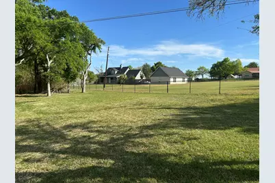 205 Morningside Circle, Hutto, TX 78634 - Photo 19