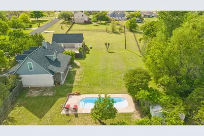 205 Morningside Circle, Hutto, TX 78634 - Photo 1
