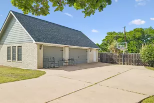 205 Morningside Cir, Hutto, TX 78634 - Photo 37