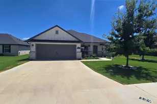 129 Elmer Ave, Burnet, TX 78611 - Photo 1