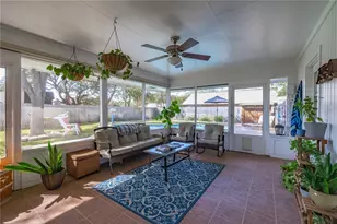 104 Highview Rd, Georgetown, TX 78628 - Photo 9