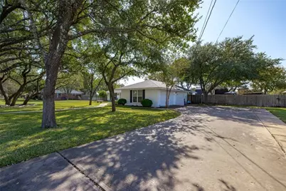 104 Highview Road, Georgetown, TX 78628 - Photo 7