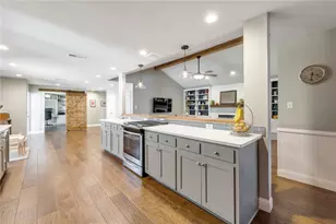104 Highview Rd, Georgetown, TX 78628 - Photo 1