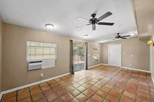 10 Townhouse Cir, Wimberley, TX 78676 - Photo 17