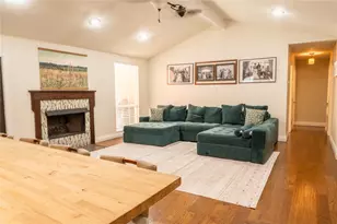 2107 Emerald Isle Dr, Leander, TX 78641 - Photo 9