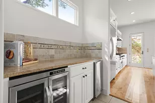 1406 Mohle Dr, Austin, TX 78703 - Photo 7