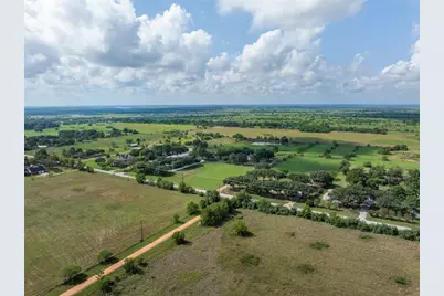 1713 Woody Lane, Sealy, TX 77474 - Photo 23