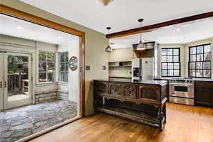 2304 Longview St, Austin, TX 78705 - Photo 11