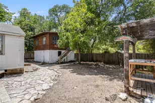 2304 Longview St, Austin, TX 78705 - Photo 25