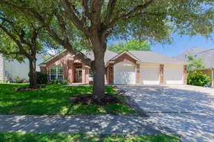 1870 Paradise Ridge Dr, Round Rock, TX 78665 - Photo 1