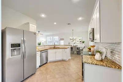 5966 Mesa Verde Circle, Austin, TX 78749 - Photo 11