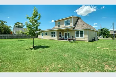 2409 Pecan Street, Bastrop, TX 78602 - Photo 19