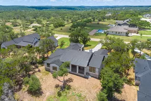 129 Bryce Ln, Dripping Springs, TX 78620 - Photo 37