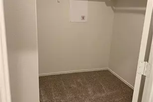 7400 Tonka Ln, Austin, TX 78744 - Photo 9
