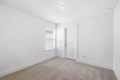 121 Groveland Drive, Liberty Hill, TX 78642 - Photo 15