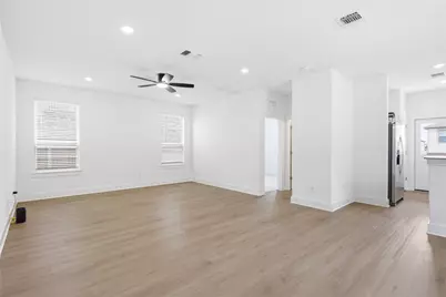121 Groveland Drive, Liberty Hill, TX 78642 - Photo 5