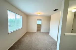 12929 Waynespur Ln, Elgin, TX 78621 - Photo 11