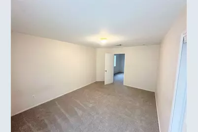12929 Waynespur Lane, Elgin, TX 78621 - Photo 13