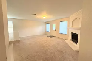 12929 Waynespur Ln, Elgin, TX 78621 - Photo 7