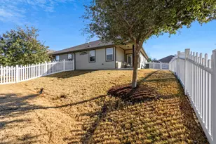 1701 Logan Dr, Round Rock, TX 78664 - Photo 21