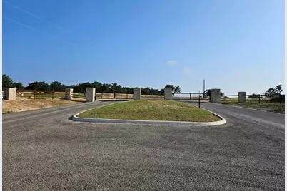 000 Windmill Ridge Drive, Blanco, TX 78606 - Photo 5