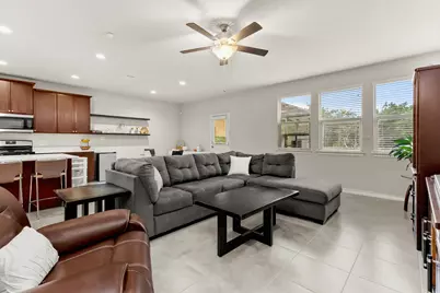 135 Mary Max Circle, San Marcos, TX 78666 - Photo 5