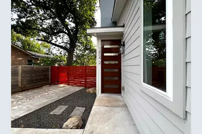1404 Marcus Place #2, Austin, TX 78721 - Photo 3