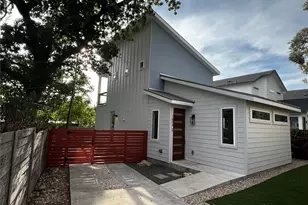 1404 Marcus Pl, Austin, TX 78721 - Photo 1