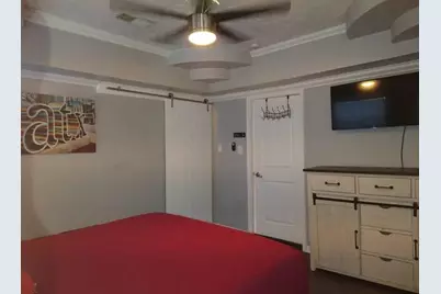 1915 Canterbury Street, Austin, TX 78702 - Photo 7