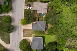 1454 David Curry Dr, Round Rock, TX 78664 - Photo 3