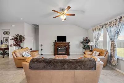 12520 Woodcock Way, Manor, TX 78653 - Photo 7