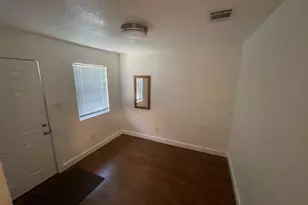 1113 E 3rd St, Austin, TX 78702 - Photo 7