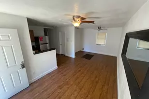 1113 E 3rd St, Austin, TX 78702 - Photo 3