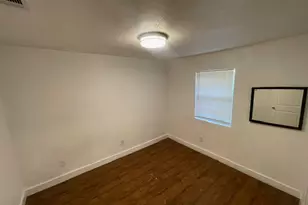 1113 E 3rd St, Austin, TX 78702 - Photo 7